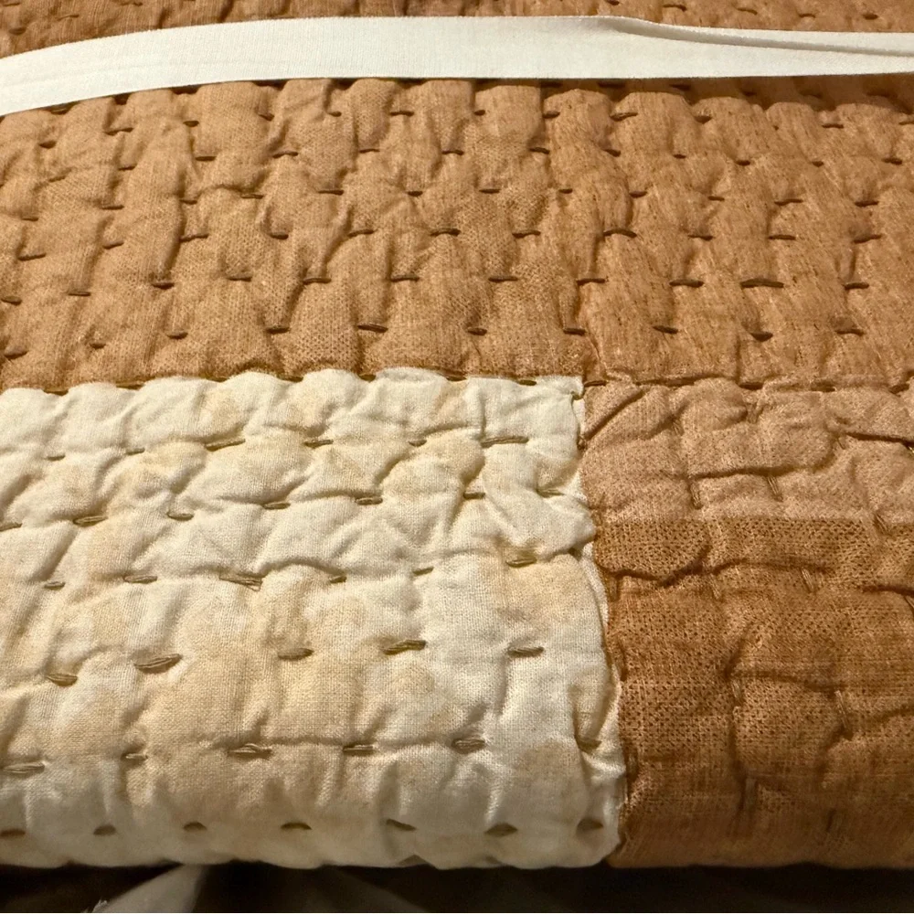 New WS/PB Rejuvenation Patchwork Pick Stitch Quilt & Euro Shams, F/Q, Rust Multi